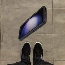 Coque Galaxy S23 Defender Series Black -Magasin D'Accessoires Mobiles galaxy s23 defender black 4