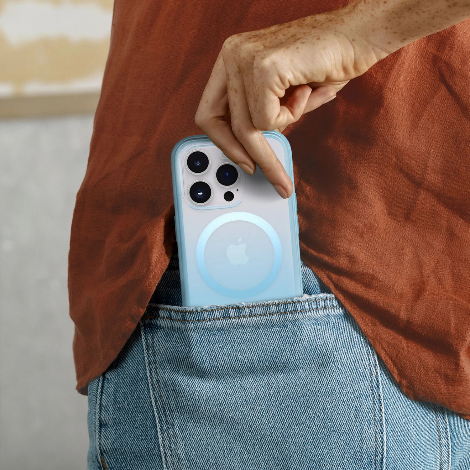 Coque IPhone 14 Pro Lumen Series Regalia (Blue) 4 Coque IPhone 14 Pro Lumen Series Regalia (Blue) – Image 2