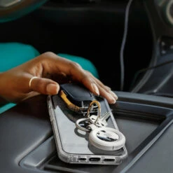 Coque Apple AirTag Rugged Case Black 9 Coque Apple AirTag Rugged Case Black -Magasin D'Accessoires Mobiles rugged airtag durable 4