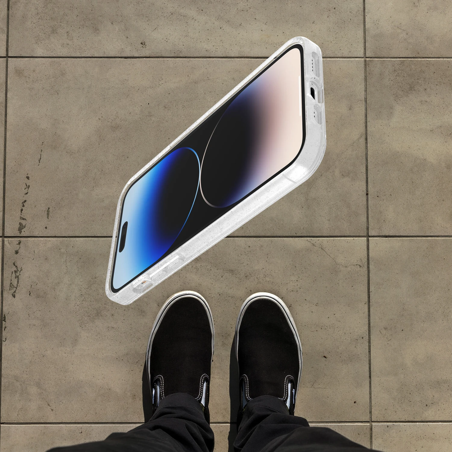 Coque IPhone 14 Pro Max Symmetry Clear Stardust (Clear Glitter) 5 Coque IPhone 14 Pro Max Symmetry Clear Stardust (Clear Glitter) – Image 3