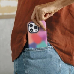 Coque IPhone 14 Pro Symmetry Series Avec MagSafe Euphoria -Magasin D'Accessoires Mobiles symmetry plus iphc22 euphoria 2