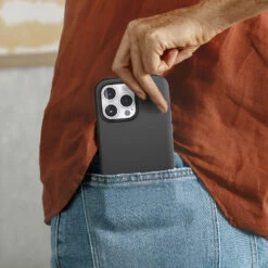 Coque IPhone 14 Pro Max Symmetry Series Avec MagSafe Black -Magasin D'Accessoires Mobiles symmetry plus iphd22 black 3