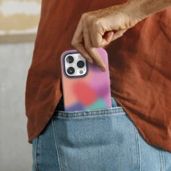 Coque IPhone 14 Pro Max Symmetry Series Avec MagSafe Euphoria -Magasin D'Accessoires Mobiles symmetry plus iphd22 euphoria 3